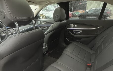 Mercedes-Benz E-Класс, 2017 год, 3 200 000 рублей, 12 фотография