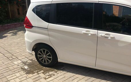Honda Freed II, 2019 год, 2 100 000 рублей, 2 фотография