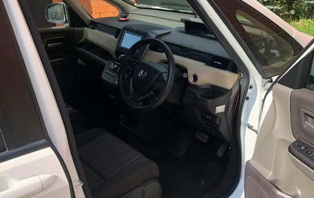 Honda Freed II, 2019 год, 2 100 000 рублей, 6 фотография