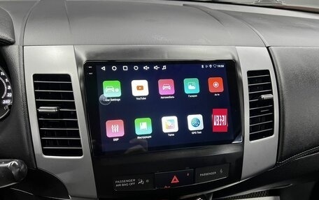 Mitsubishi Outlander III рестайлинг 3, 2011 год, 1 045 000 рублей, 14 фотография