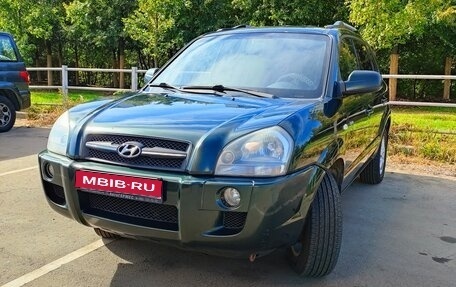 Hyundai Tucson III, 2005 год, 630 000 рублей, 1 фотография