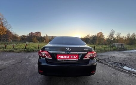 Toyota Corolla, 2011 год, 890 000 рублей, 3 фотография