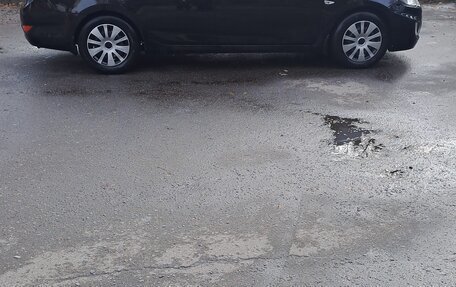 Hyundai Solaris II рестайлинг, 2013 год, 750 000 рублей, 4 фотография