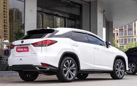 Lexus RX IV рестайлинг, 2021 год, 4 198 000 рублей, 4 фотография