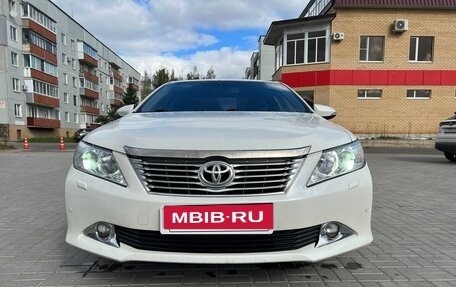 Toyota Camry, 2014 год, 1 650 000 рублей, 2 фотография