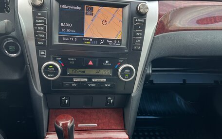 Toyota Camry, 2014 год, 1 650 000 рублей, 14 фотография