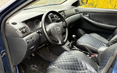 Toyota Corolla, 2003 год, 395 000 рублей, 5 фотография