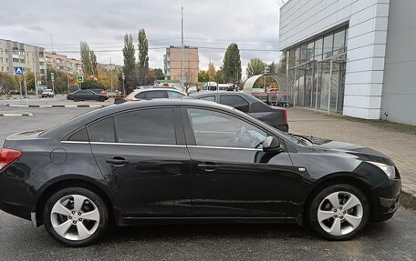 Chevrolet Cruze II, 2011 год, 800 000 рублей, 6 фотография