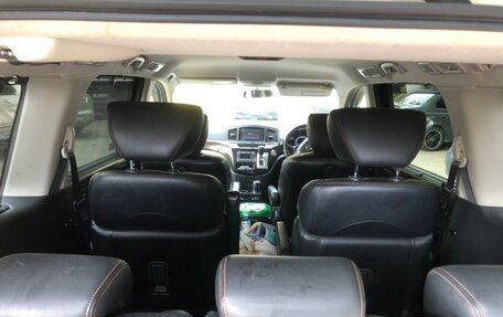 Nissan Elgrand III, 2013 год, 1 200 000 рублей, 6 фотография