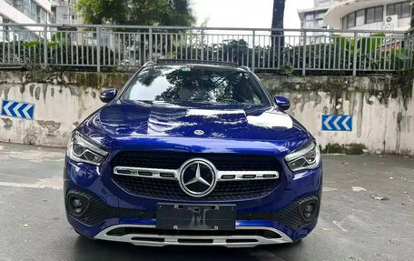 Mercedes-Benz GLA, 2021 год, 1 970 000 рублей, 2 фотография