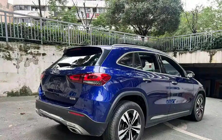 Mercedes-Benz GLA, 2021 год, 1 970 000 рублей, 4 фотография