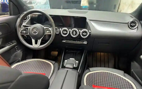 Mercedes-Benz GLA, 2021 год, 1 970 000 рублей, 16 фотография