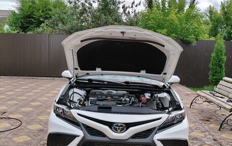 Toyota Camry, 2023 год, 2 900 000 рублей, 6 фотография