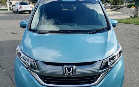 Honda Freed II, 2017 год, 1 500 000 рублей, 2 фотография