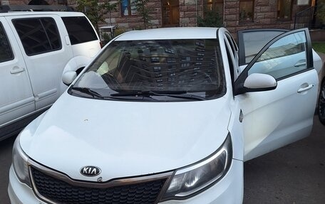 KIA Rio III рестайлинг, 2015 год, 650 000 рублей, 1 фотография