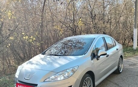Peugeot 408 I рестайлинг, 2013 год, 665 000 рублей, 2 фотография