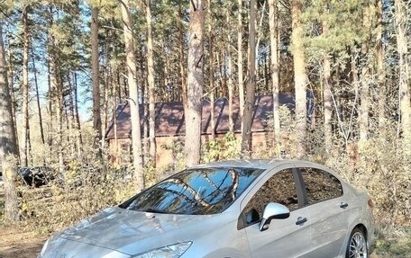 Peugeot 408 I рестайлинг, 2013 год, 665 000 рублей, 4 фотография