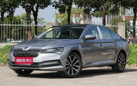 Skoda Superb III рестайлинг, 2025 год, 2 983 290 рублей, 2 фотография