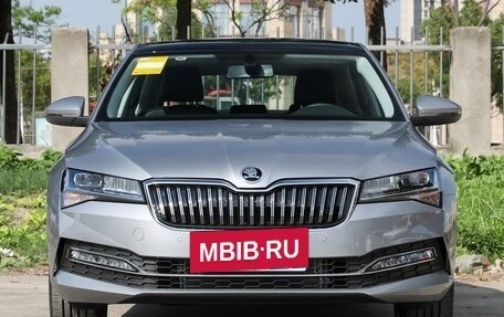 Skoda Superb III рестайлинг, 2025 год, 2 983 290 рублей, 3 фотография
