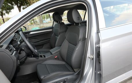 Skoda Superb III рестайлинг, 2025 год, 2 983 290 рублей, 23 фотография