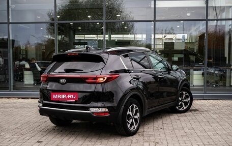 KIA Sportage IV рестайлинг, 2021 год, 2 450 000 рублей, 2 фотография