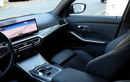 BMW 3 серия, 2022 год, 3 850 077 рублей, 23 фотография