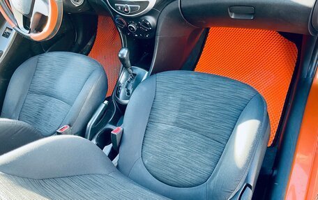 Hyundai Solaris II рестайлинг, 2015 год, 639 000 рублей, 21 фотография