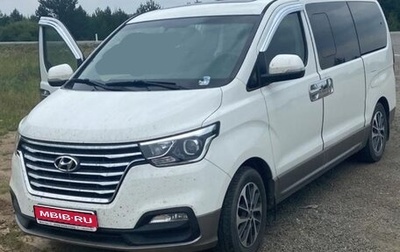 Hyundai Grand Starex Grand Starex I рестайлинг 2, 2020 год, 3 700 000 рублей, 1 фотография