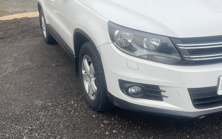 Volkswagen Tiguan I, 2011 год, 1 100 000 рублей, 2 фотография
