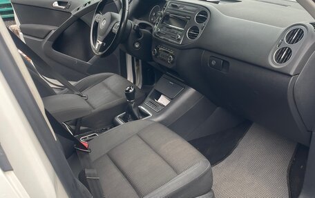 Volkswagen Tiguan I, 2011 год, 1 100 000 рублей, 5 фотография