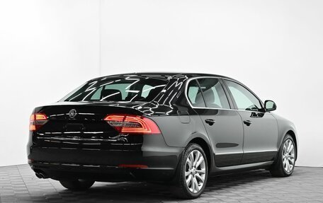 Skoda Superb III рестайлинг, 2014 год, 995 000 рублей, 4 фотография