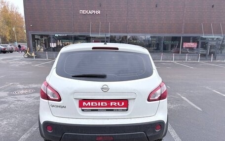 Nissan Qashqai, 2013 год, 670 000 рублей, 2 фотография