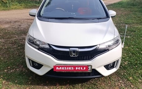 Honda Fit III, 2016 год, 1 150 000 рублей, 34 фотография