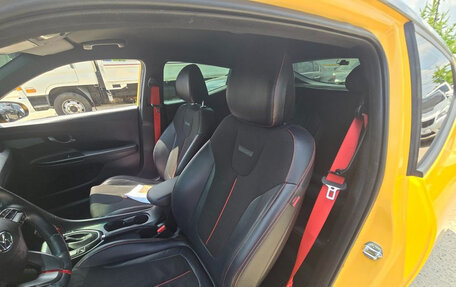 Hyundai Veloster II, 2018 год, 1 321 000 рублей, 11 фотография