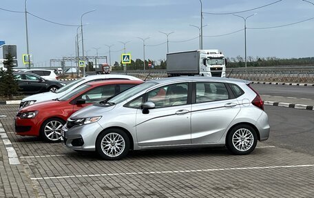 Honda Fit III, 2018 год, 1 530 000 рублей, 11 фотография