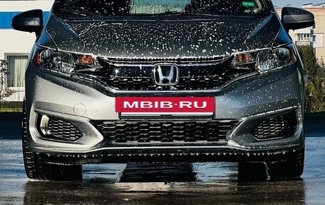 Honda Fit III, 2018 год, 1 530 000 рублей, 3 фотография