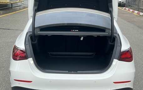 Mercedes-Benz E-Класс, 2025 год, 9 300 000 рублей, 26 фотография
