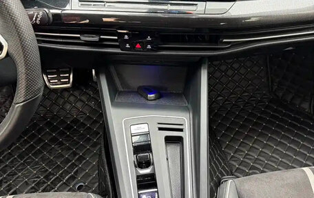 Volkswagen Golf VIII, 2021 год, 1 332 000 рублей, 13 фотография
