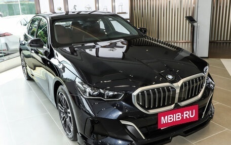 BMW 5 серия, 2025 год, 8 016 220 рублей, 4 фотография