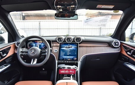 Mercedes-Benz GLC, 2025 год, 8 266 430 рублей, 12 фотография