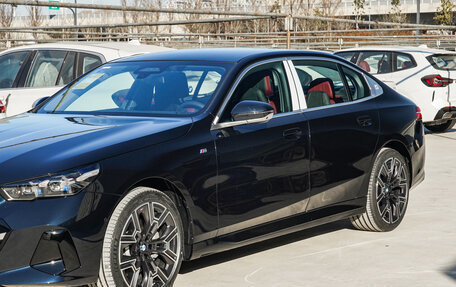 BMW 5 серия, 2025 год, 7 622 908 рублей, 10 фотография