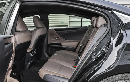 Lexus ES VII, 2022 год, 4 399 999 рублей, 15 фотография