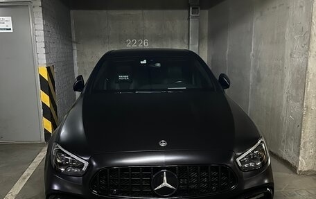 Mercedes-Benz E-Класс, 2020 год, 4 050 000 рублей, 2 фотография