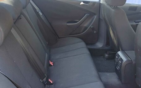 Volkswagen Passat B6, 2008 год, 645 000 рублей, 9 фотография