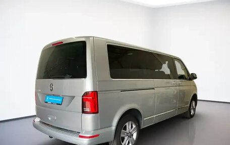 Volkswagen Caravelle T6 рестайлинг, 2022 год, 4 911 000 рублей, 5 фотография