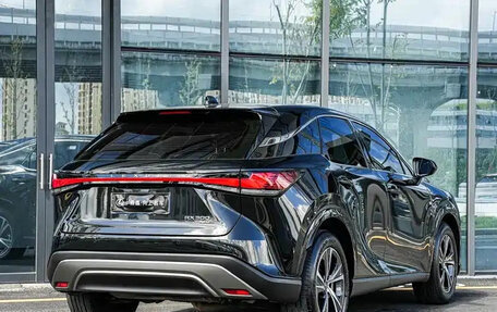 Lexus RX IV рестайлинг, 2024 год, 6 215 000 рублей, 3 фотография