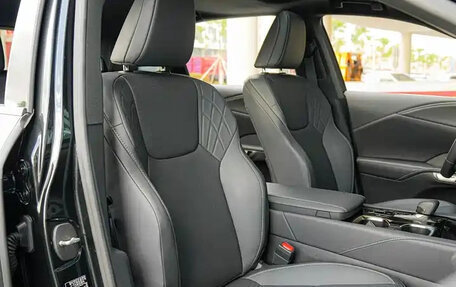 Lexus RX IV рестайлинг, 2024 год, 6 215 000 рублей, 14 фотография