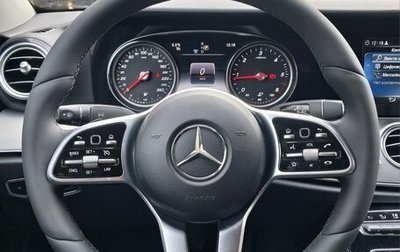 Mercedes-Benz E-Класс, 2020 год, 3 500 000 рублей, 1 фотография