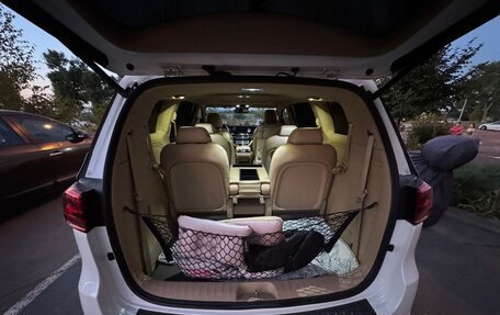 KIA Carnival III, 2019 год, 3 300 000 рублей, 5 фотография