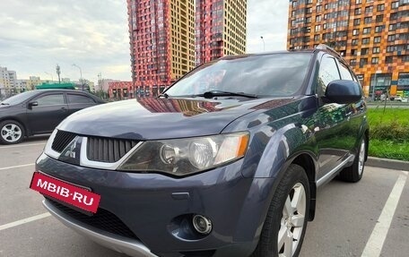 Mitsubishi Outlander III рестайлинг 3, 2008 год, 1 000 000 рублей, 2 фотография